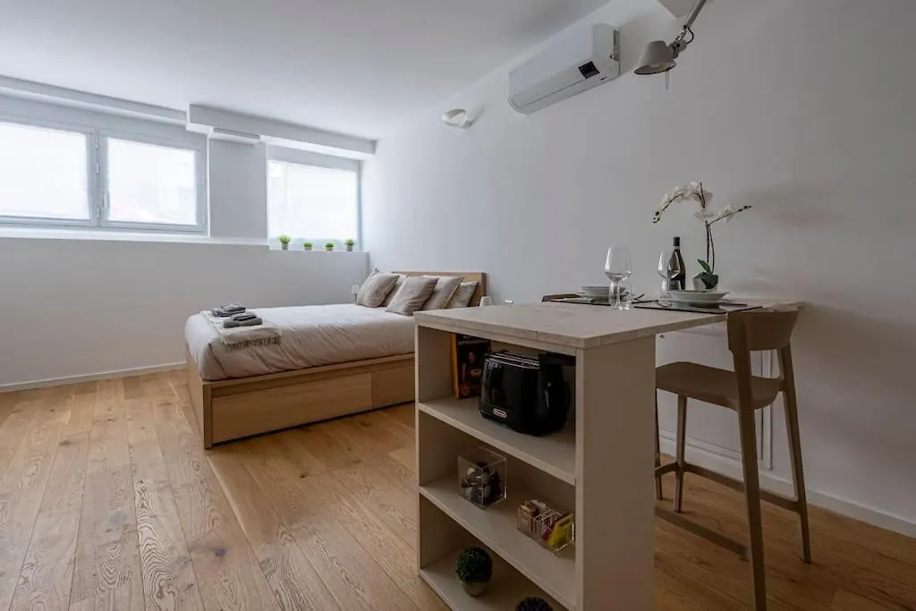 Urban Gym Loft Apartment Milan
