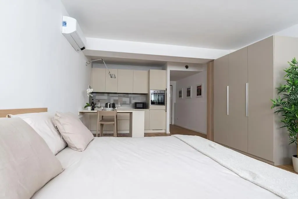 Urban Gym Loft Apartment Milan 0*,  Italy